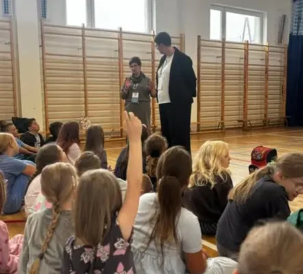 Uczniowie z Lubicznego Dolnego uczą się, jak dbać o zdrowe plecy