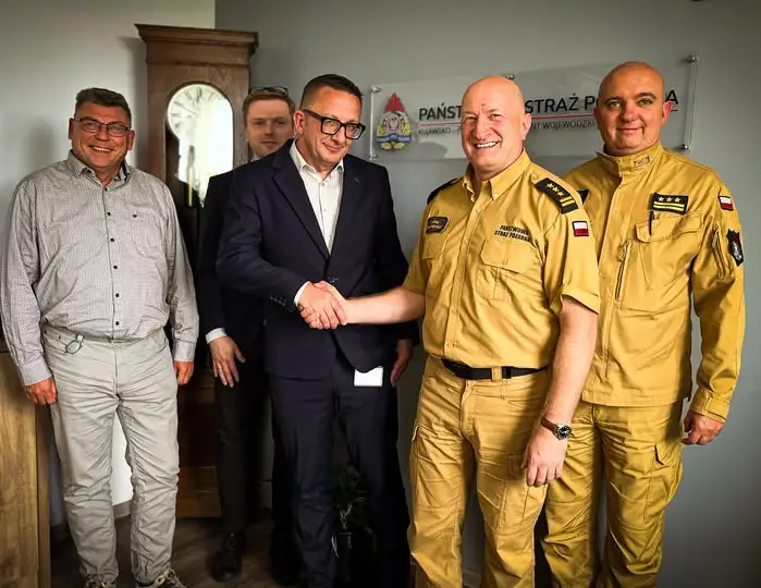 Strażacy i energetycy łączą siły. Nowe porozumienie w Toruniu