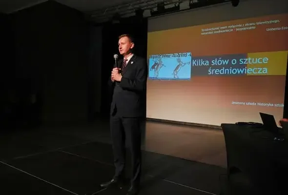 Jesienna Szkoła Historii Sztuki w Chełmży – pierwszy wykład za nami