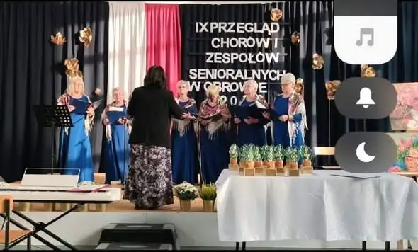 Seniorzy z Małej Nieszawki zachwycili na IX Przeglądzie Chórów w Obrowie