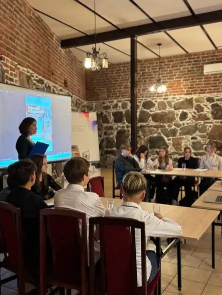 Młodzież debatowała o Krzyżakach w Zamku Bierzgłowskim