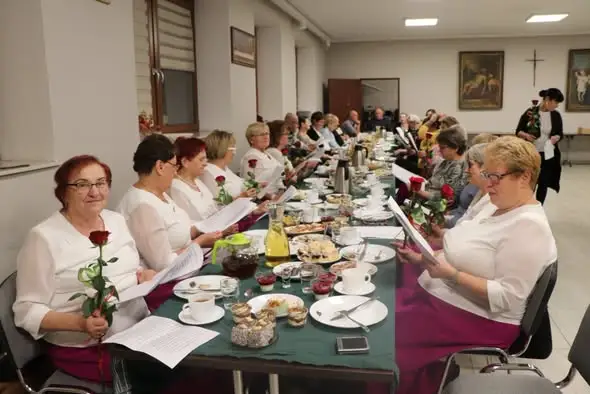 Dzień Seniora w Brzozie z zespołem „Appassionata” i KGW