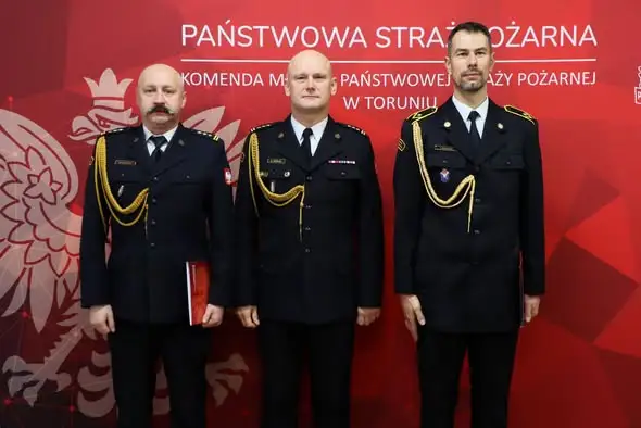 Awans i pochwała w toruńskiej straży pożarnej