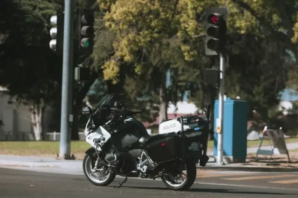 18-latek uciekał przerobionym crossem przed policją w Toruniu. Grozi mu 5 lat więzienia